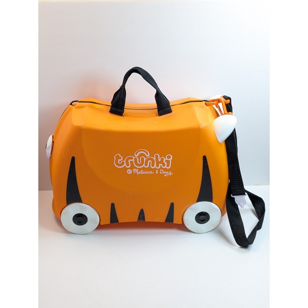 Melissa & Doug Trunki Tiger Kids Ride-On Suitcase Carry-On Luggage